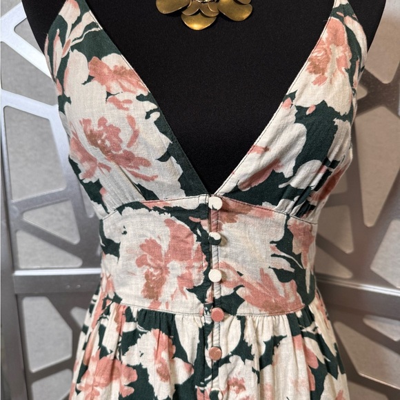 Abercrombie & Fitch Floral Maxi Dress in Pink and Green - Picture 2 of 10
